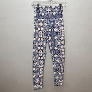 DYI Signature Leggings- Size‎ Small